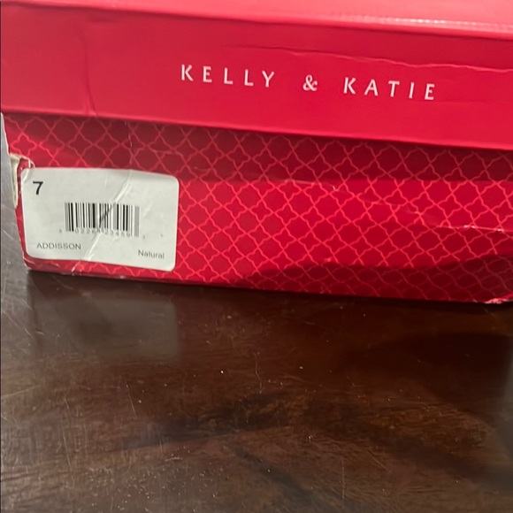 Kelly & Katie Women's Addison Cream Wedge Sandals in a Natural color size 7 - Picture 2 of 11